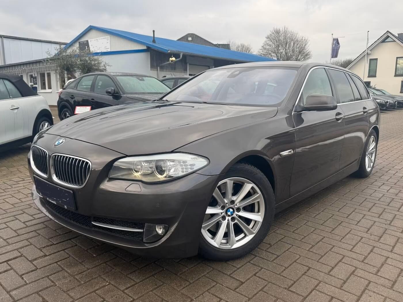 BMW 530d xDrive F11 Exterior